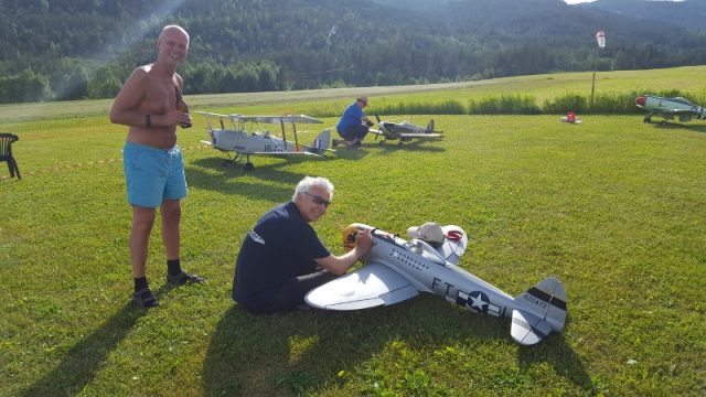 Peder fikk autografen av sin store helt på cowlingen ;)