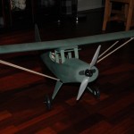 super_cub_med_prvemonterte_vingestag.jpg